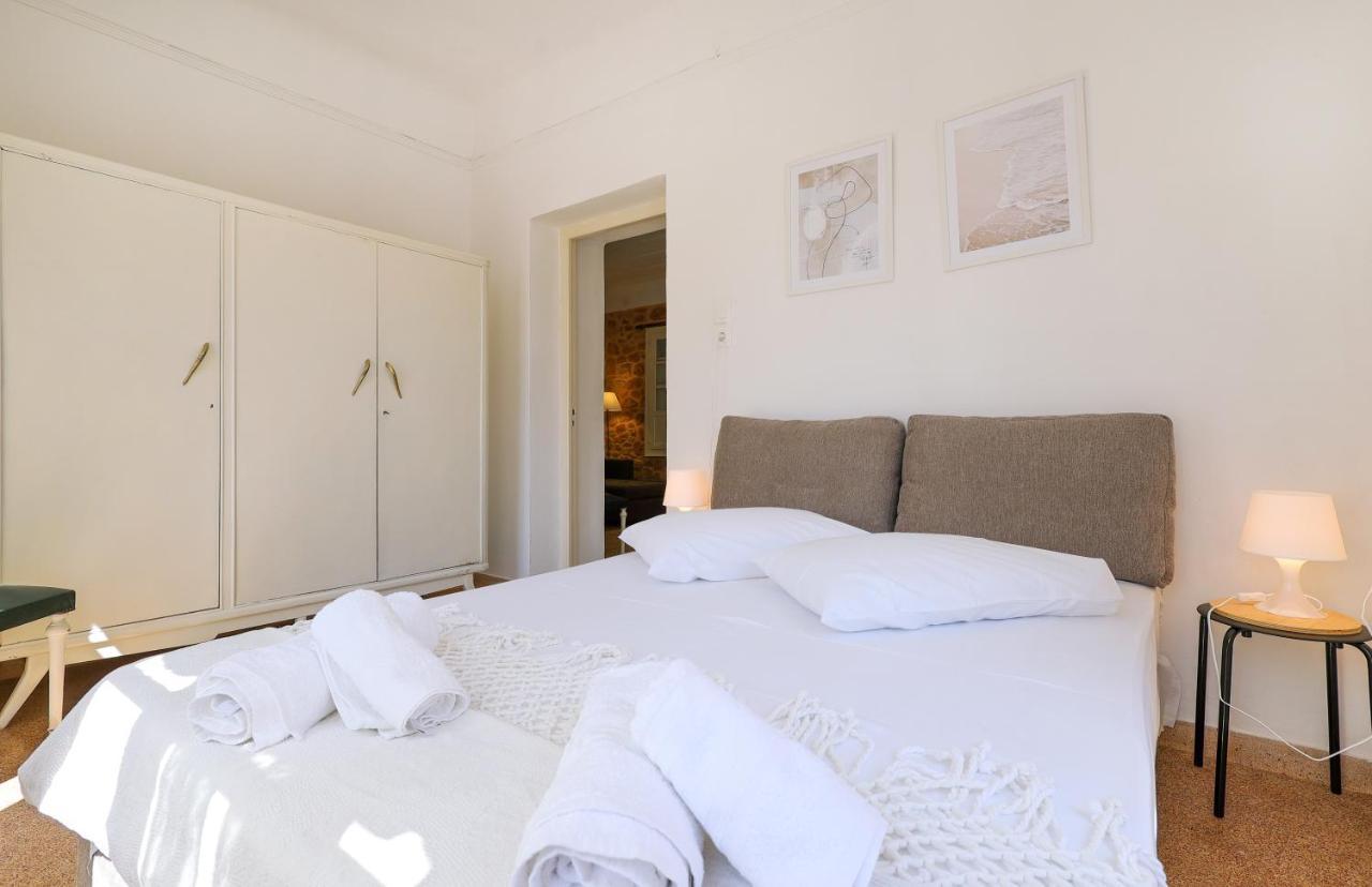 Appartement Feidiou 1 à Aegina Extérieur photo